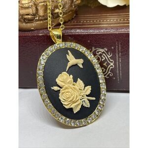 Anniversary Christmas Gift Black Cream Wedding Xmas Cameo Hummingbird Gold Mom